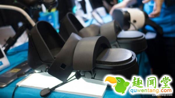 全球首款VR鞋子亮相：在虚拟世界漫步