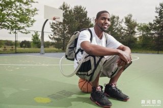 没有心脏也能活？靠这个，他活了一年多